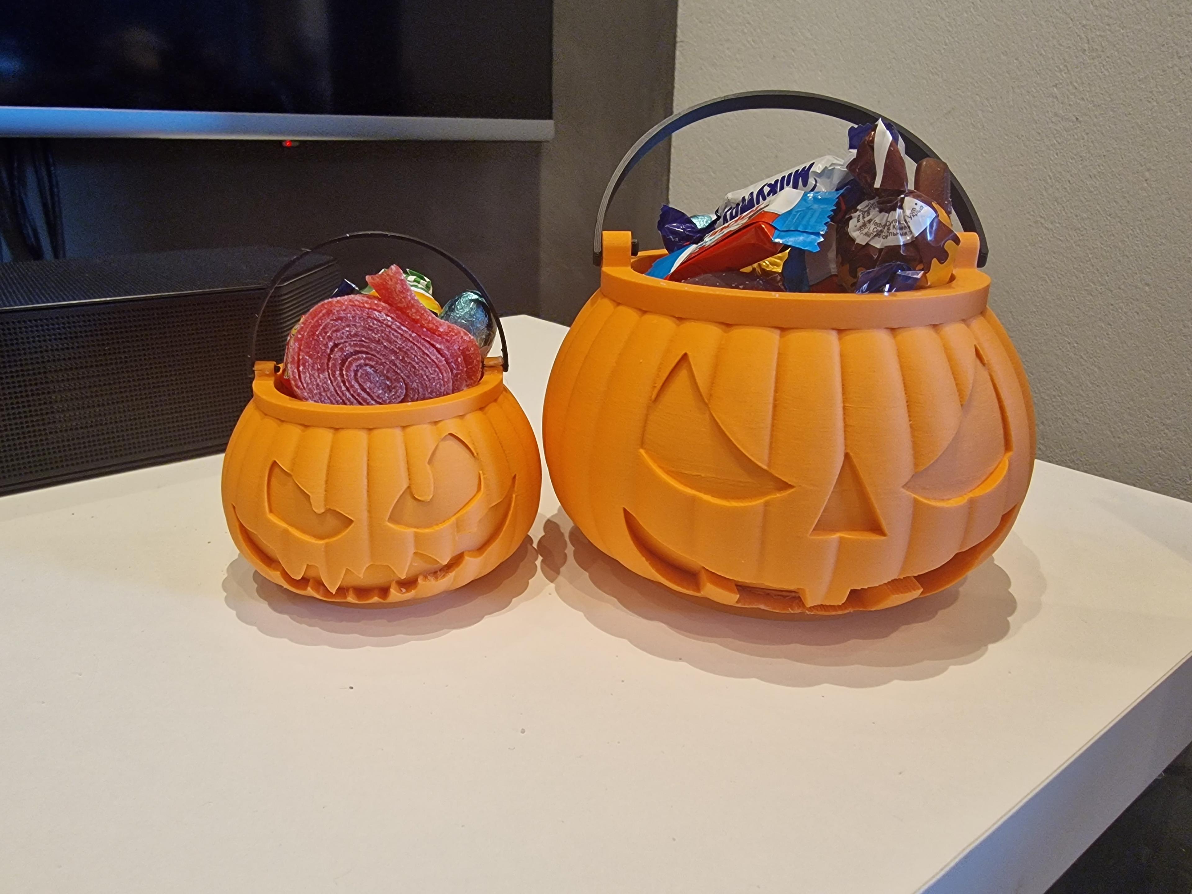 Halloween Candy Bucket with handle 3d model