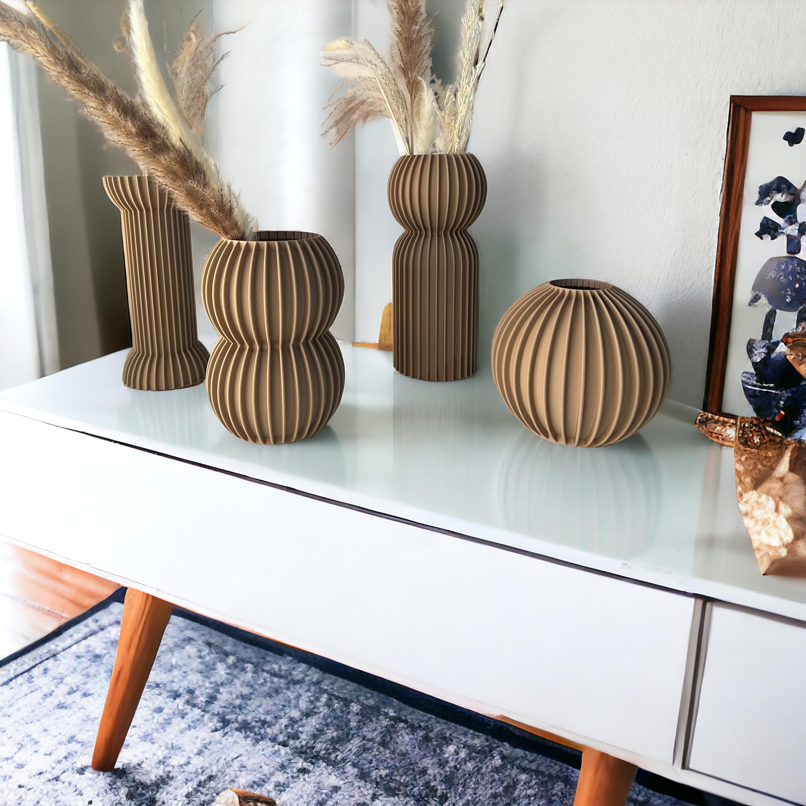 4 Modern Luxury Nordic Vases 3d model