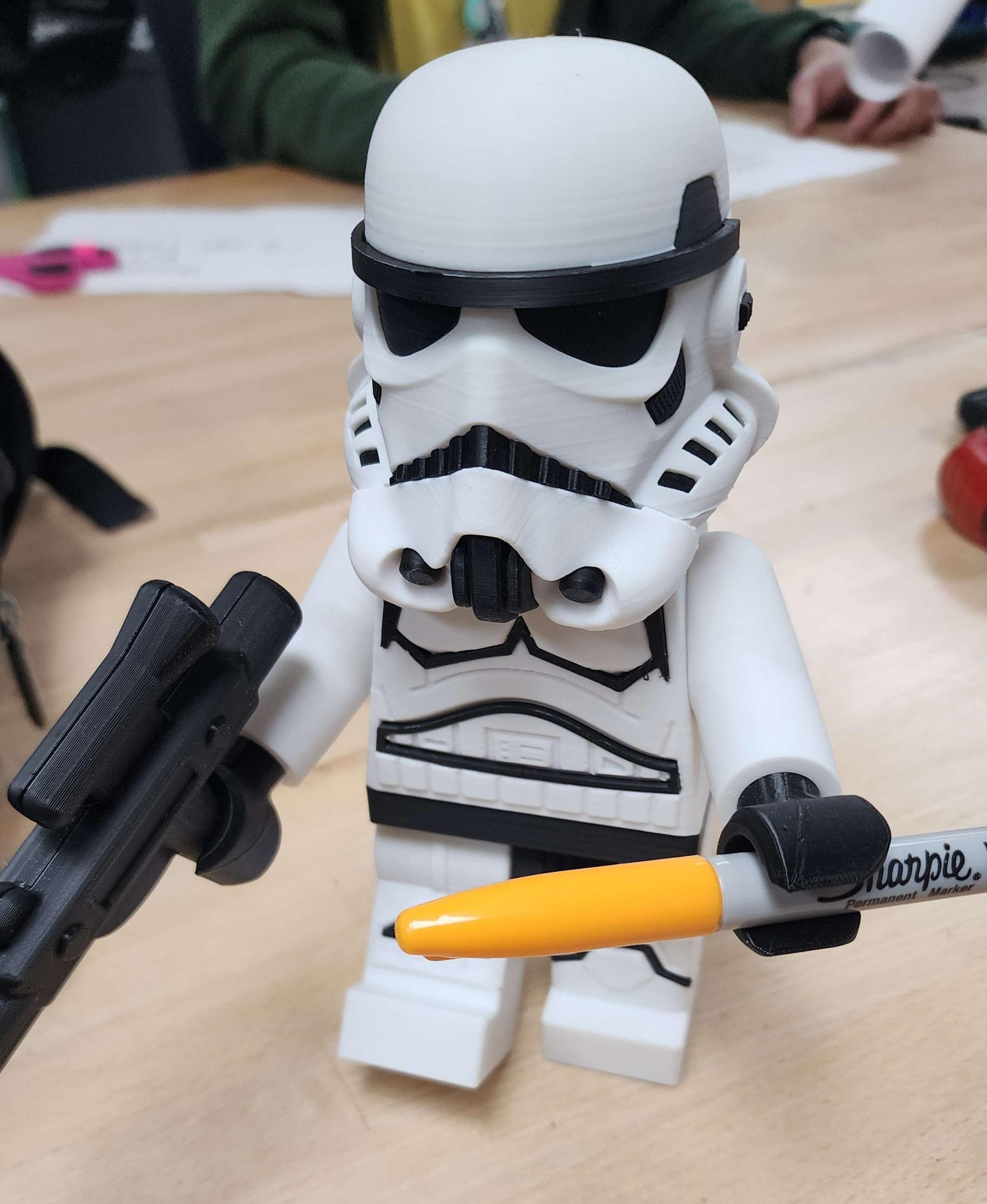 Stormtrooper (6:1 LEGO-inspired brick figure, NO MMU/AMS, NO supports, NO glue) - Banana-colored Sharpie for scale - 3d model
