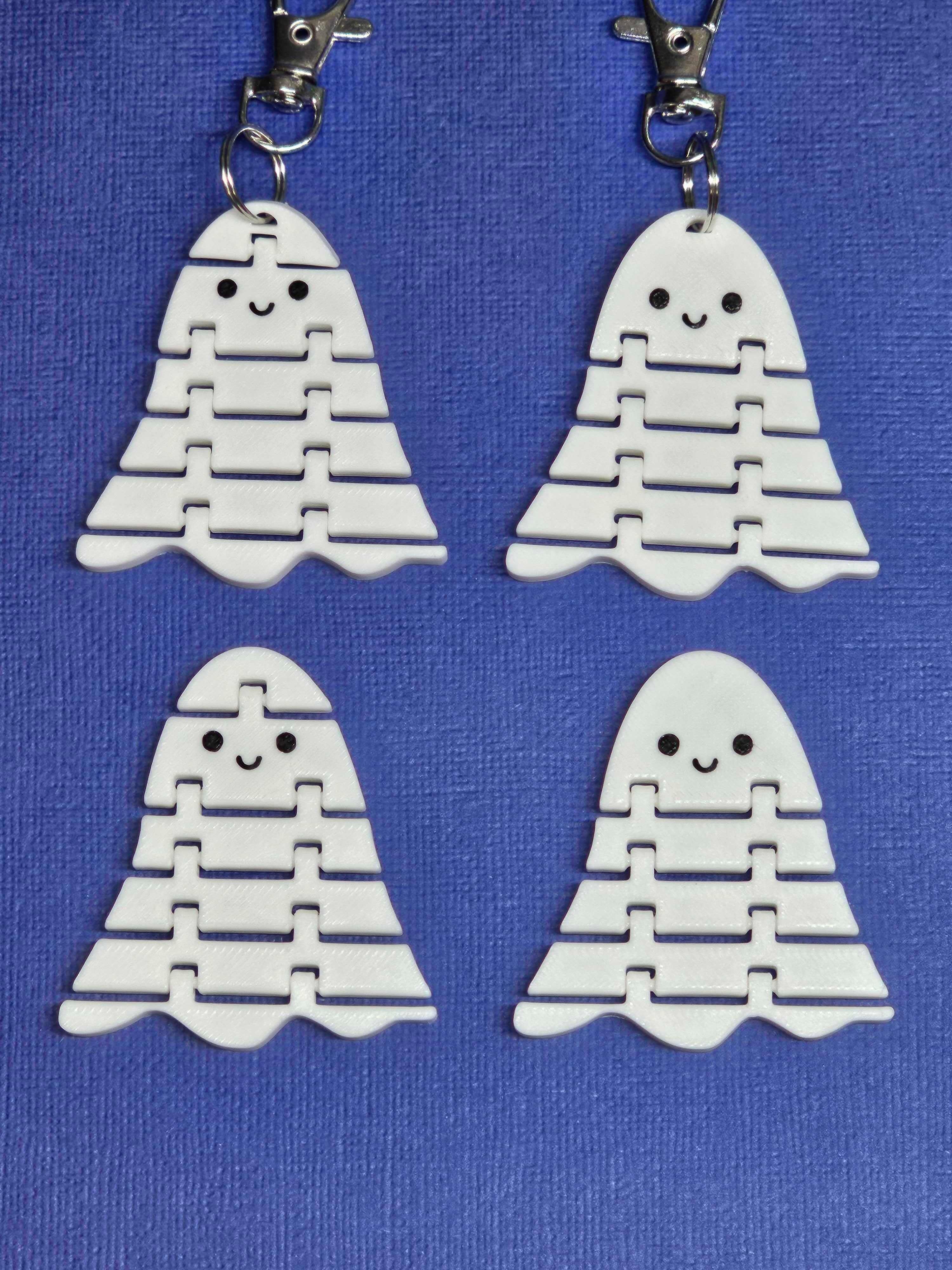 Articulated Kawaii Ghosts (4 styles) | Halloween flexi fidget toy keychain / magnet | Print in place 3d model