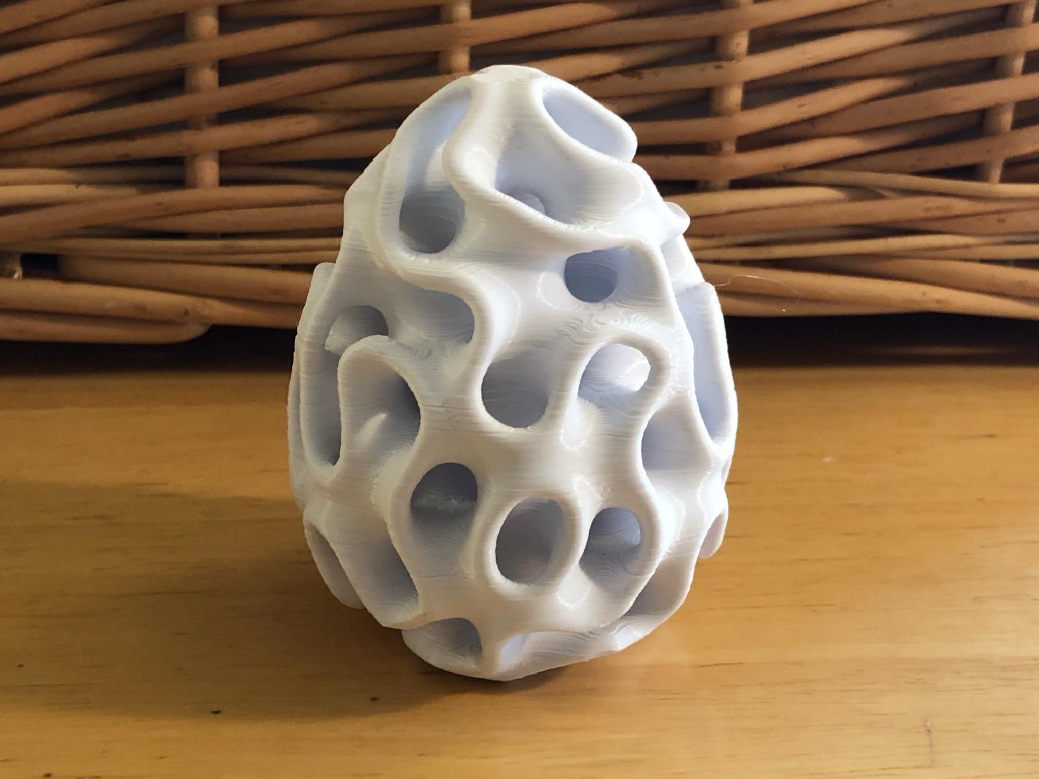 Schoens Gyroid Egg 3d model