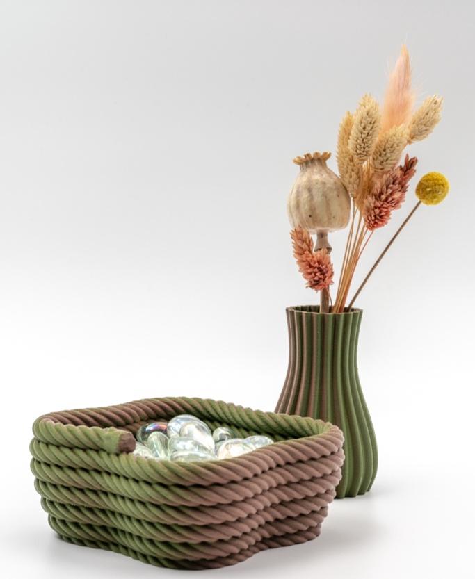 Four Corner Coiled Rope Bowl - Ptinred in Polymaker dual matte Camouflage. 
Credits also to Skipper07 for this complimentary vase - 3d model