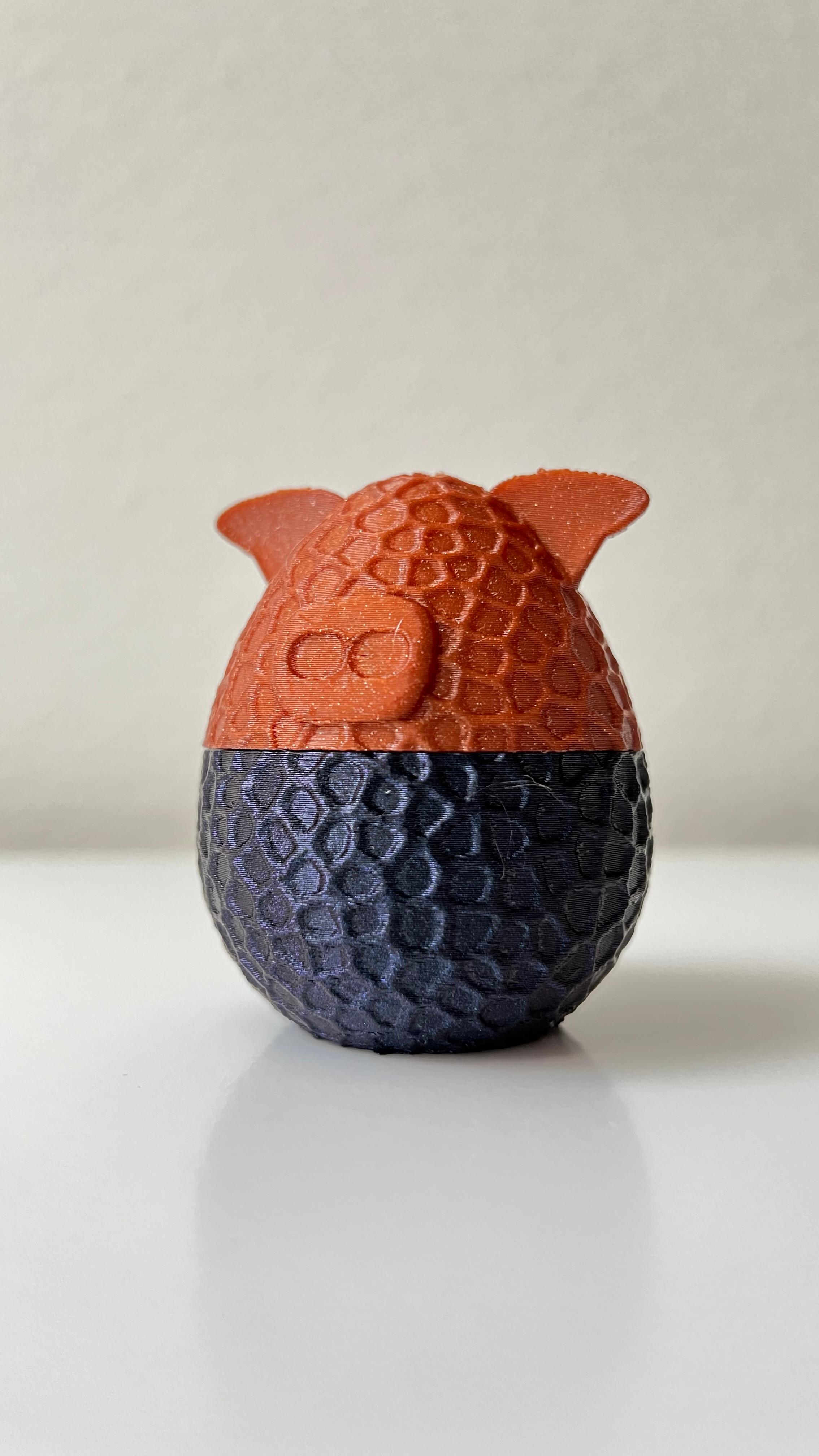 Egg Piggy Gift Box 3d model
