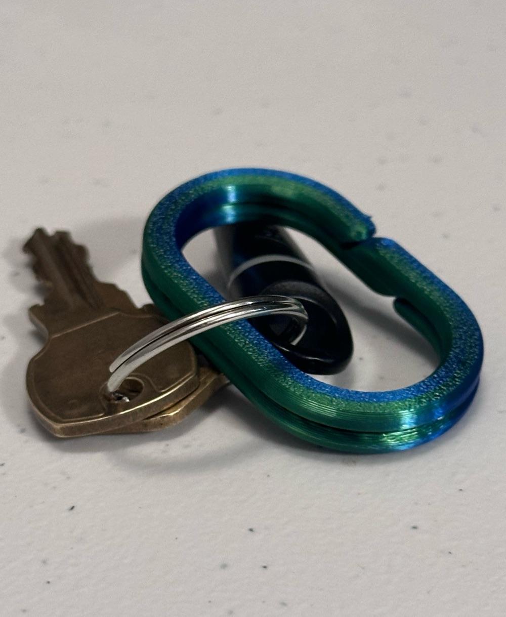 EZPZ Keyring Oval 1.5" x 0.75" // Keychain Ring - Keychain printed at 150% - 3d model