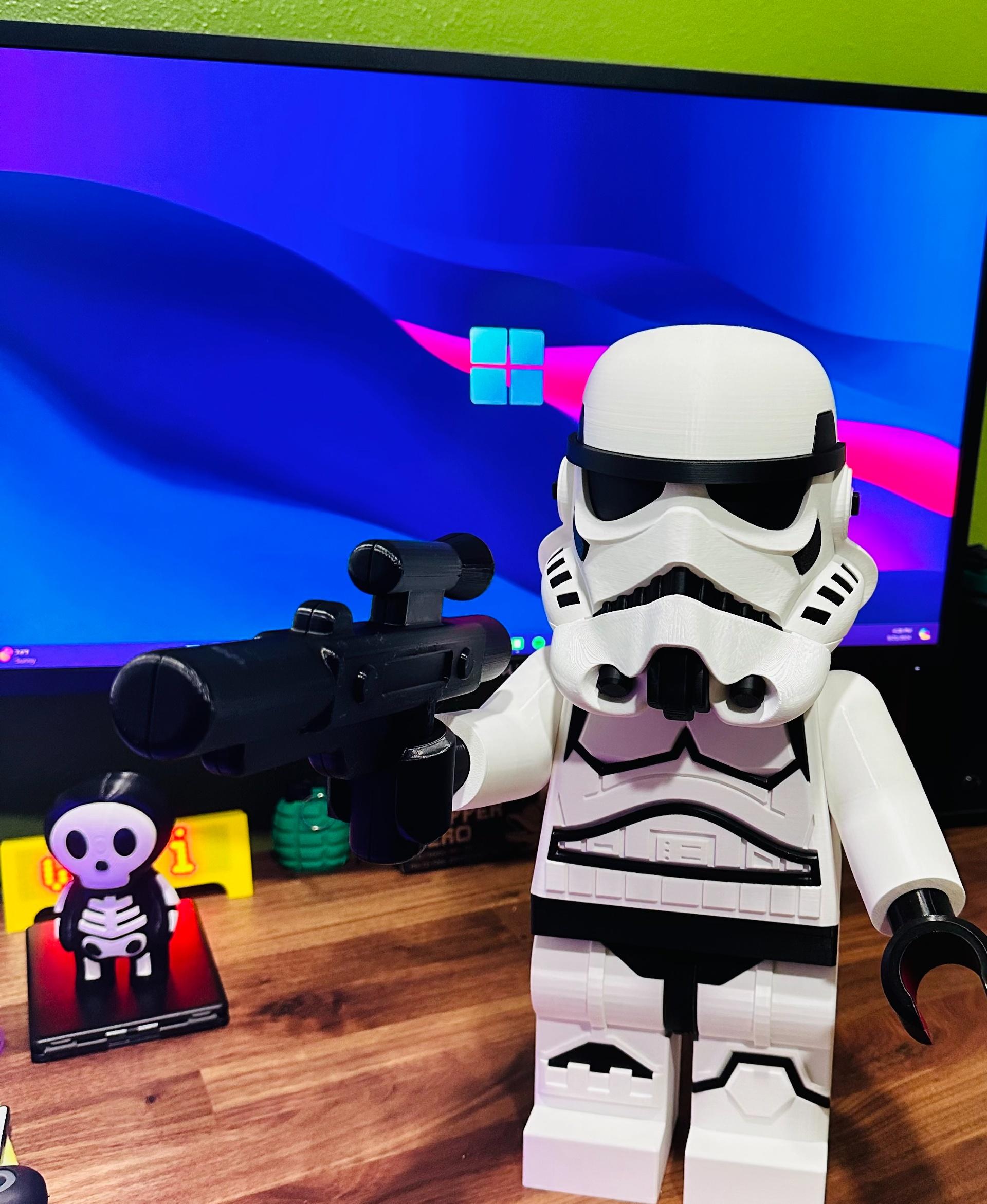 Stormtrooper (6:1 LEGO-inspired brick figure, NO MMU/AMS, NO supports, NO glue) - 175%. Absolutely epic! TY. Had some bleed on the head but I kinda like it. Some trial and error with fit. Fun project.  - 3d model