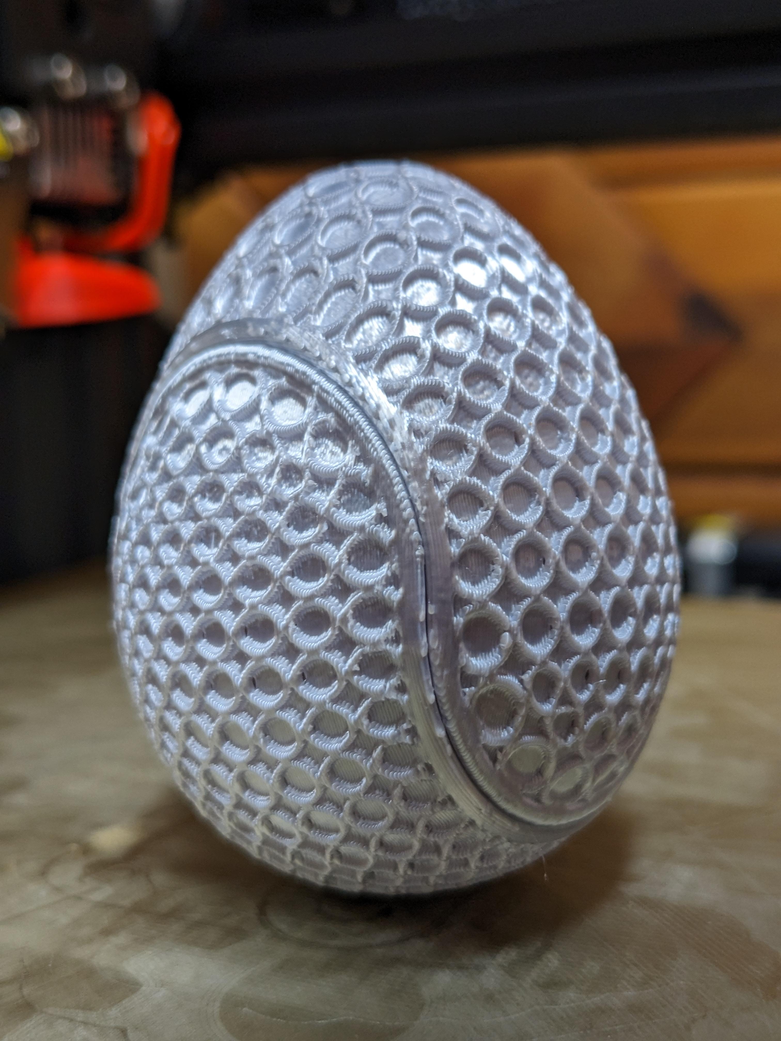Textured Snap Egg (Circle) 3d model