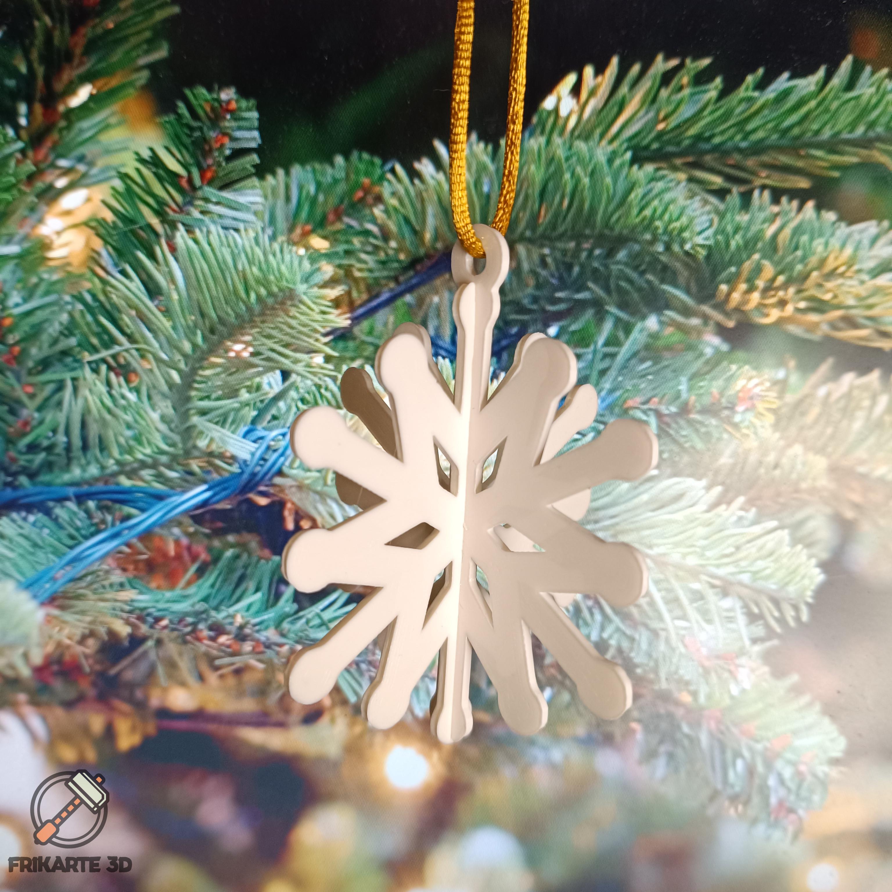 Ice Crystal Christmas Ornament #1 3d model